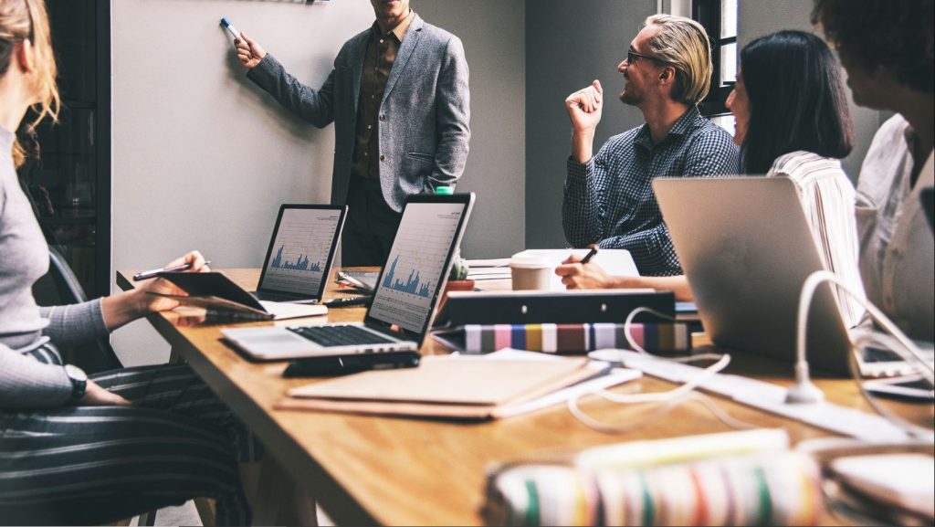 Un informe apunta a que los empleados son los ignorados en los procesos de transformación digital