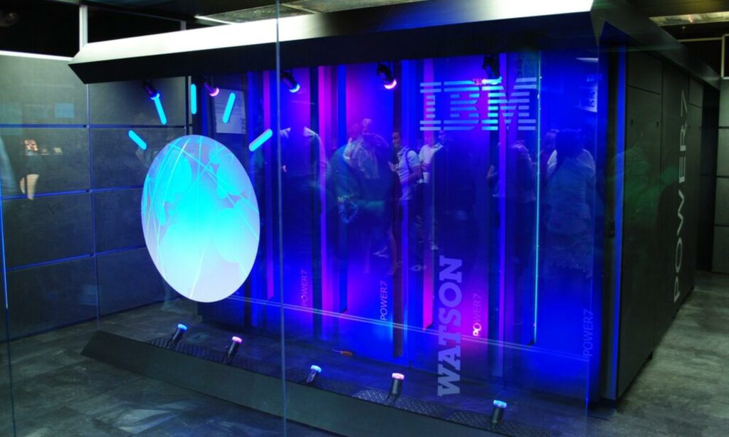 IBM ve un crecimiento del 6,5% en el cuarto trimestre impulsado por los ingresos de la nube híbrida